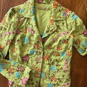 Chic Embroidered Floral Light Green 100% Cotton Gorgeous 💚 Johnny Was
